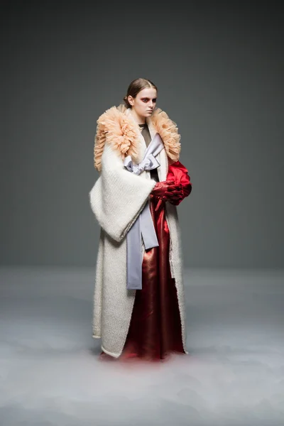 Look 17